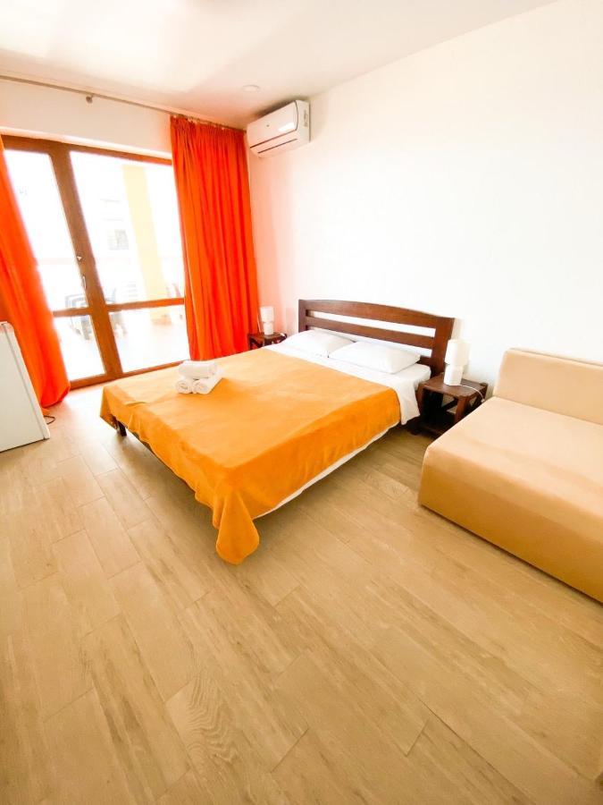 Золотий Лев Hotel Zatoka Luaran gambar