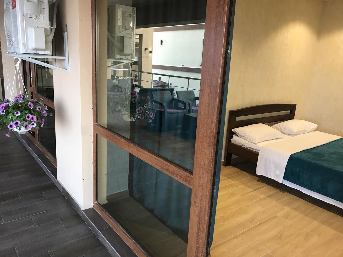 Золотий Лев Hotel Zatoka Luaran gambar