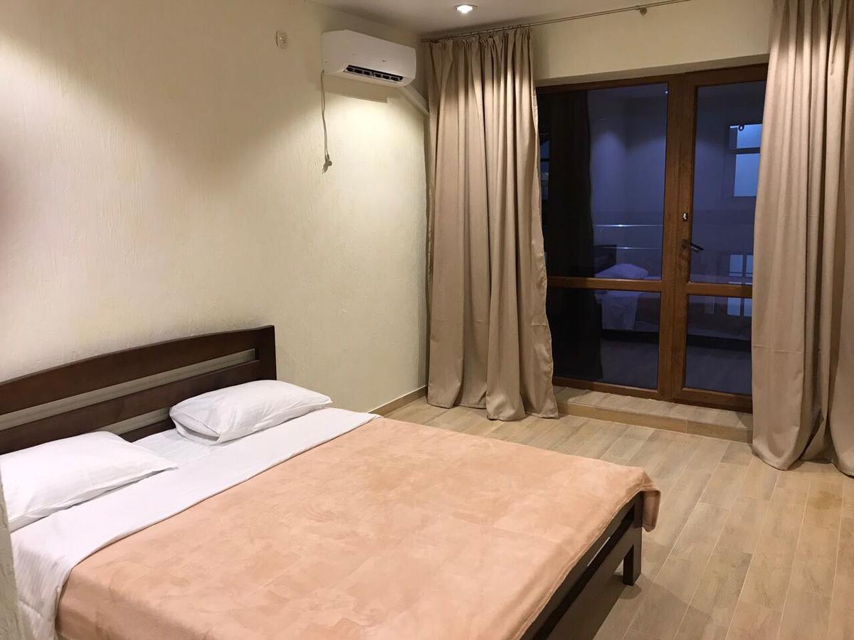 Золотий Лев Hotel Zatoka Luaran gambar