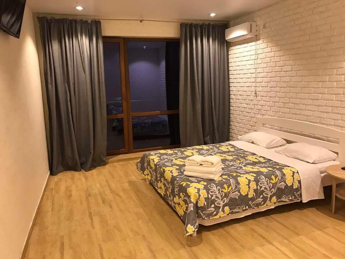 Золотий Лев Hotel Zatoka Luaran gambar
