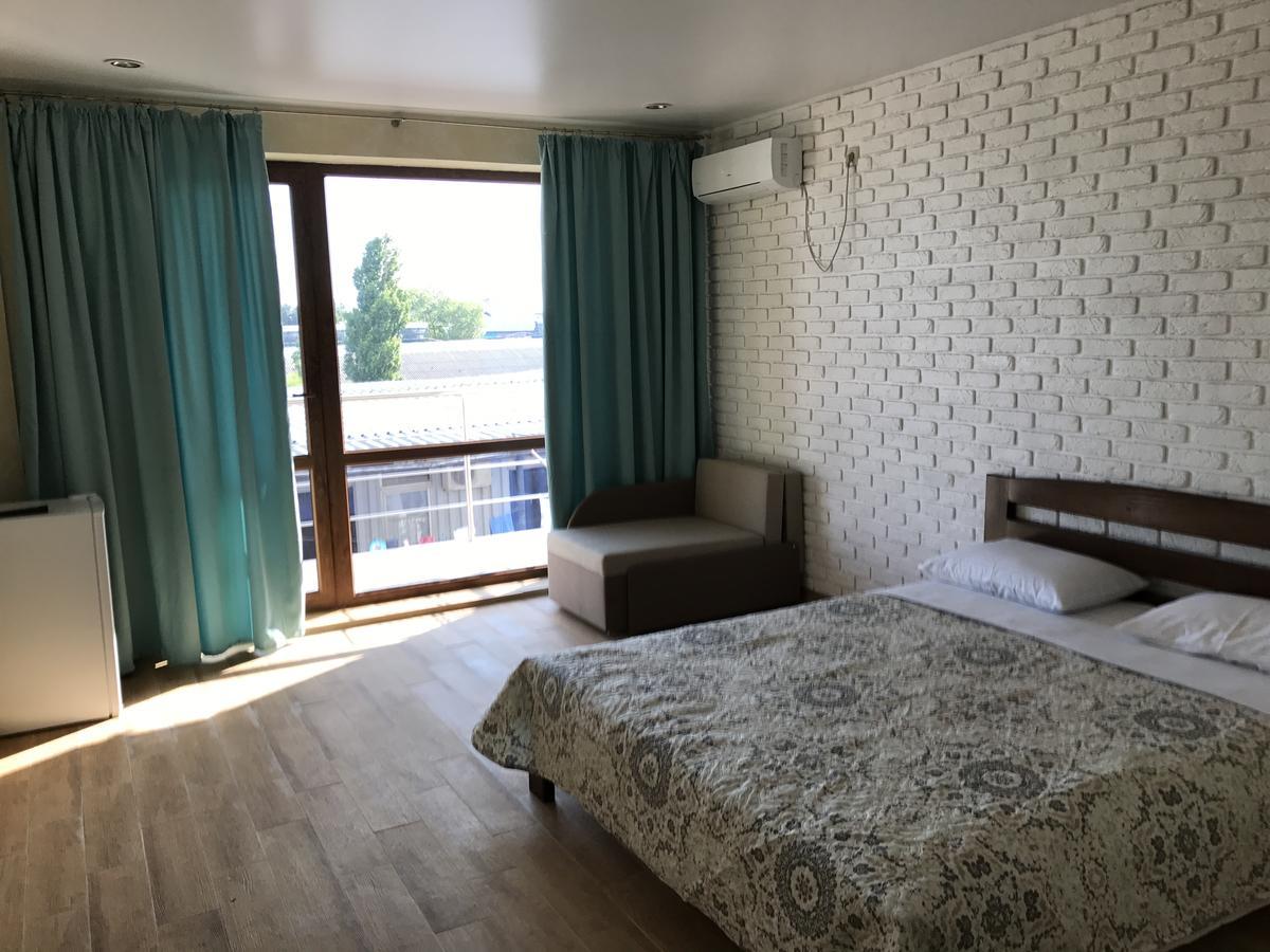 Золотий Лев Hotel Zatoka Luaran gambar