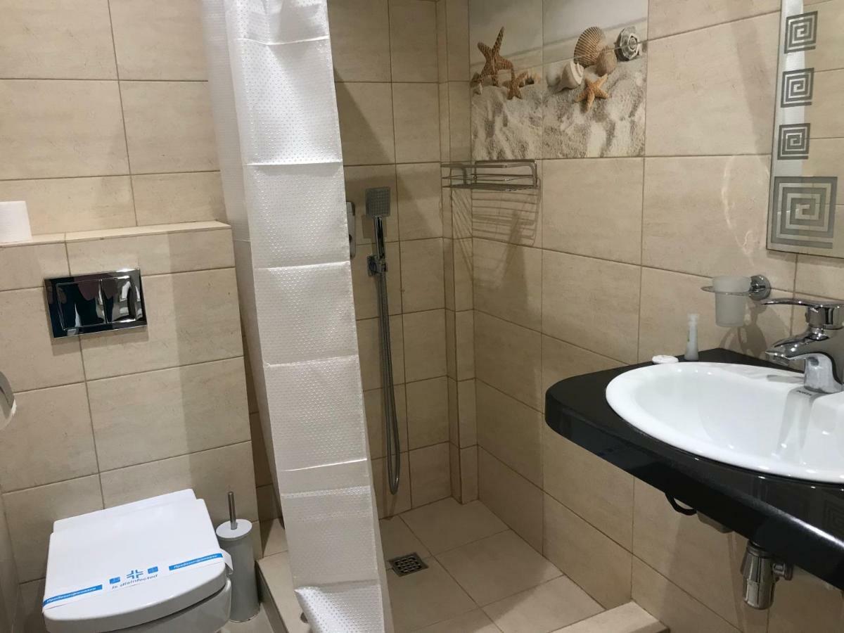 Золотий Лев Hotel Zatoka Luaran gambar