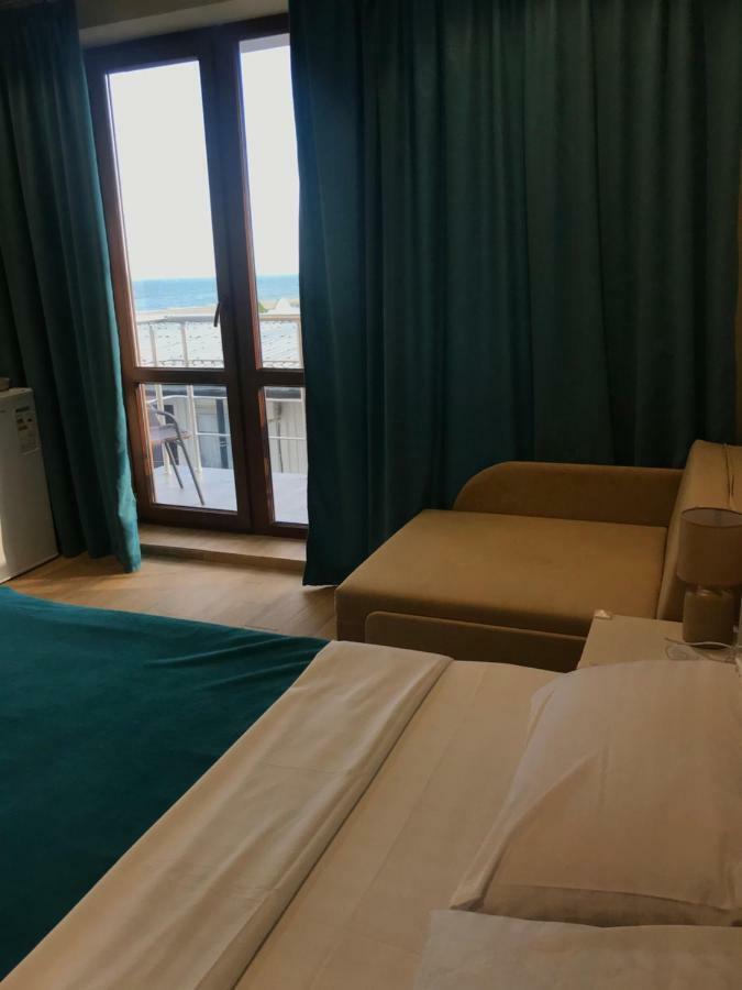 Золотий Лев Hotel Zatoka Luaran gambar