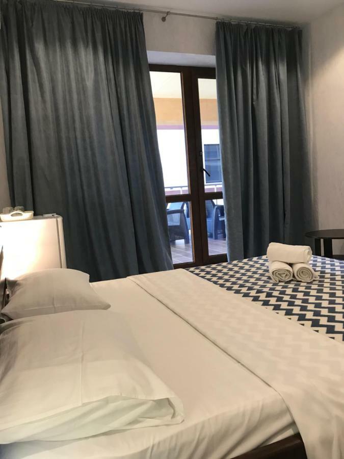 Золотий Лев Hotel Zatoka Luaran gambar