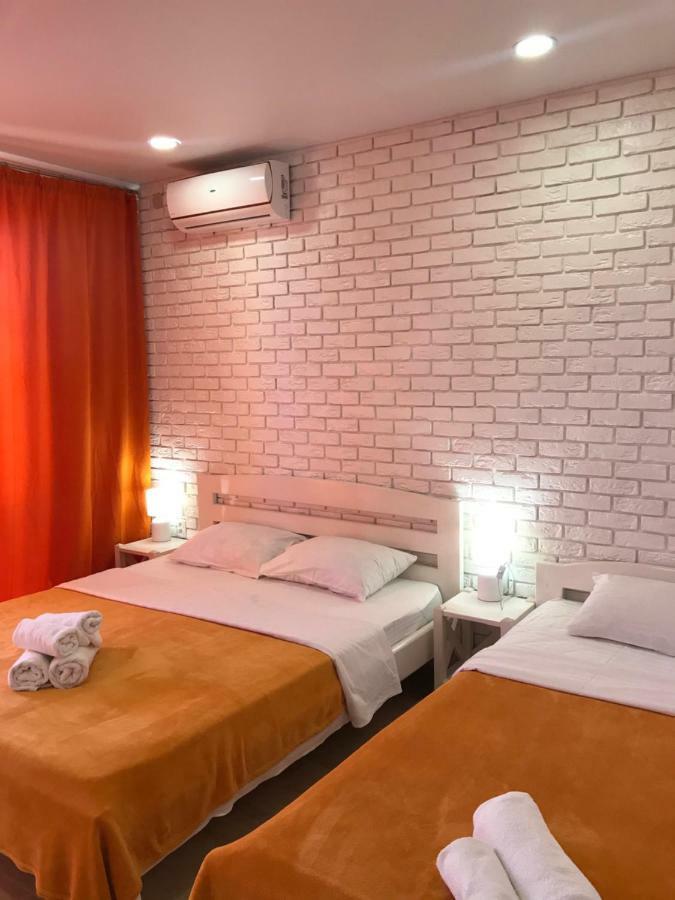 Золотий Лев Hotel Zatoka Luaran gambar