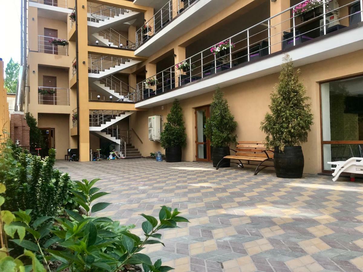 Золотий Лев Hotel Zatoka Luaran gambar